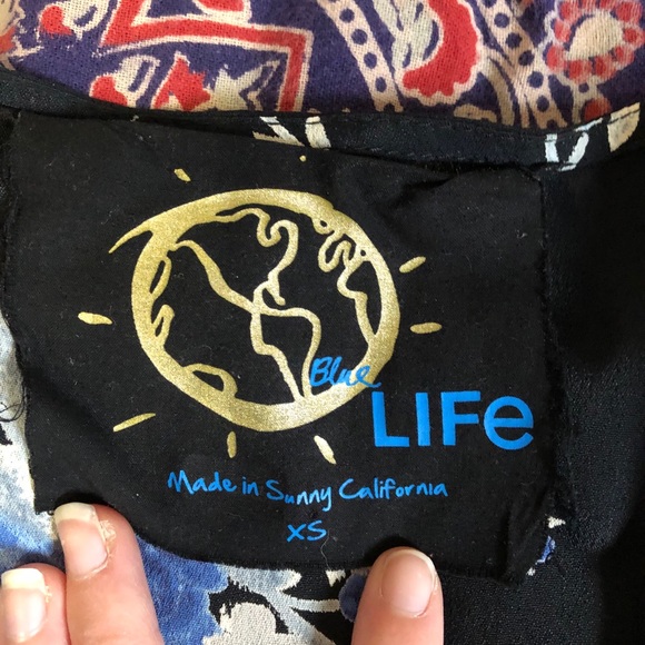 Black deep V floral romper - Picture 5 of 6